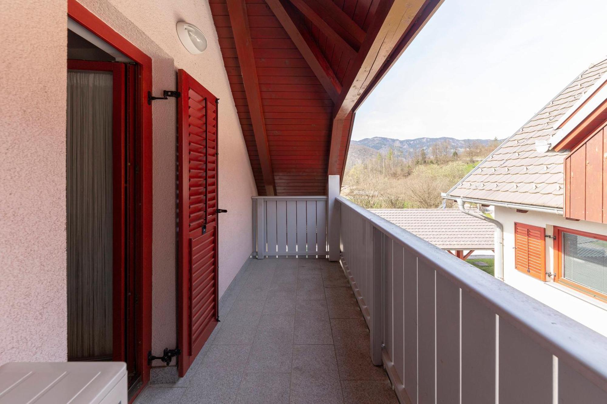 בוהין Timber Apartment מראה חיצוני תמונה